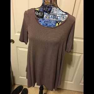 American Eagle Striped short sleeve top